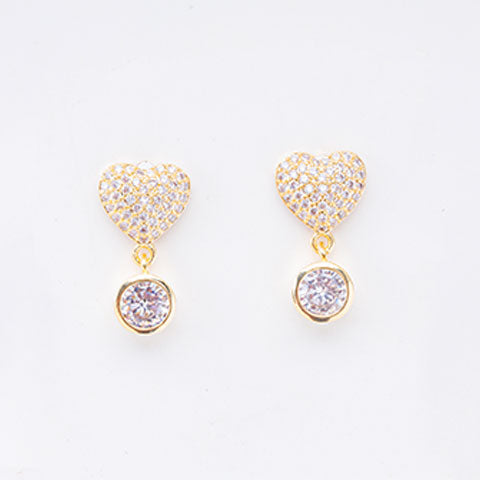 Brinco Coracao Cravejado de Zirconia Folheado