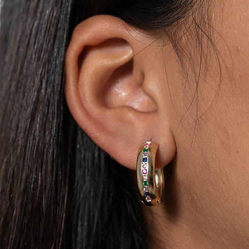 Argola Cravejada de Zirconia Colorido