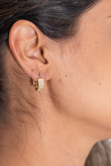 Argola Dourada Zirconia Folheada