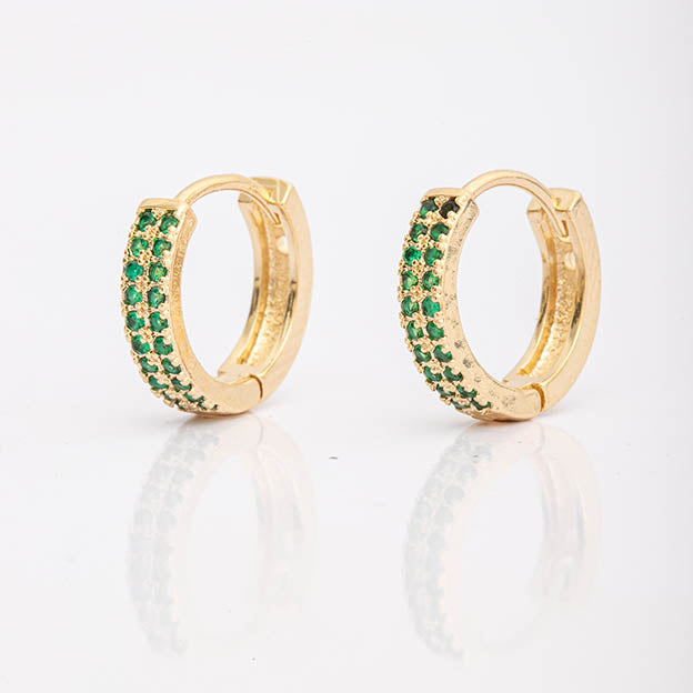 Argolinha com zirconia cravejada dourado M