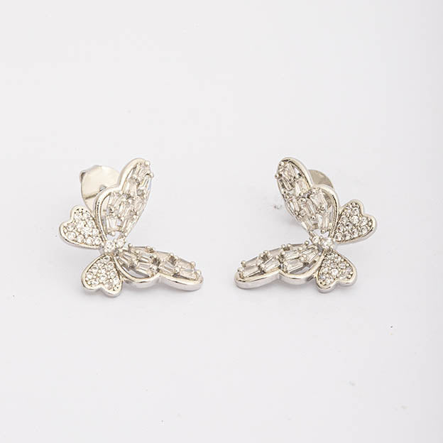 Brinco Borboleta com zirconia cravejada