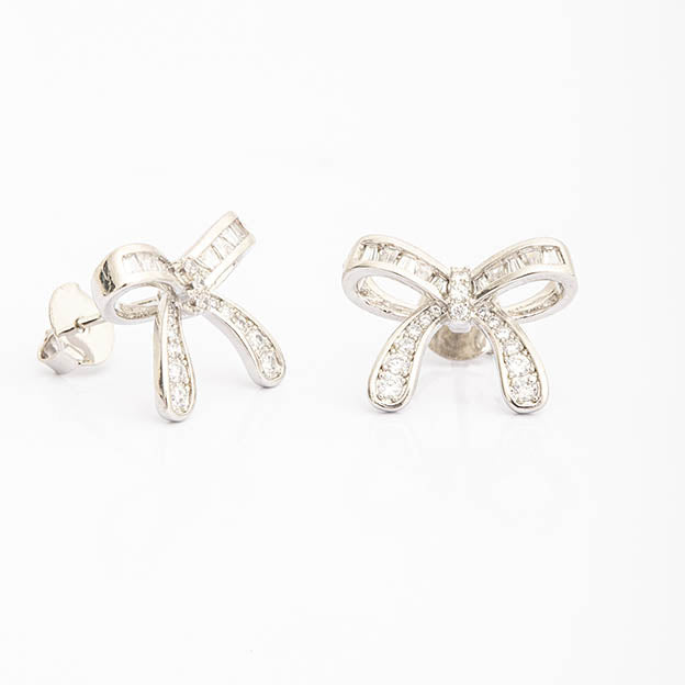 Brinco laco zirconia cravejada