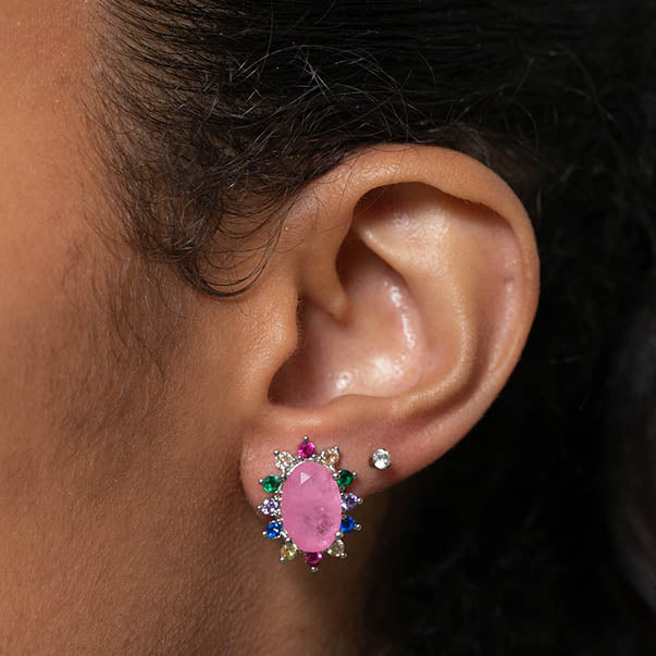 Brinco Oval com zirconia colorida