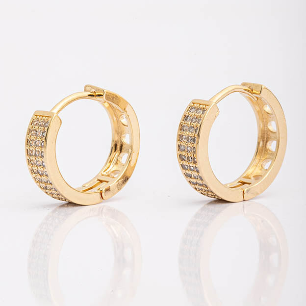 Argola Cravejada em Zirconia 3 fileiras M