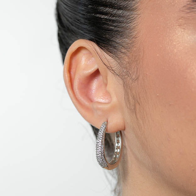 Argola Articulada Cravejada