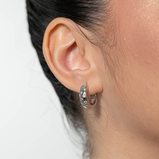 Brinco Pontos de Zirconia Cristal M Prateado