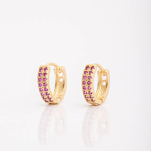 Argolinha com zirconia cravejada dourado P